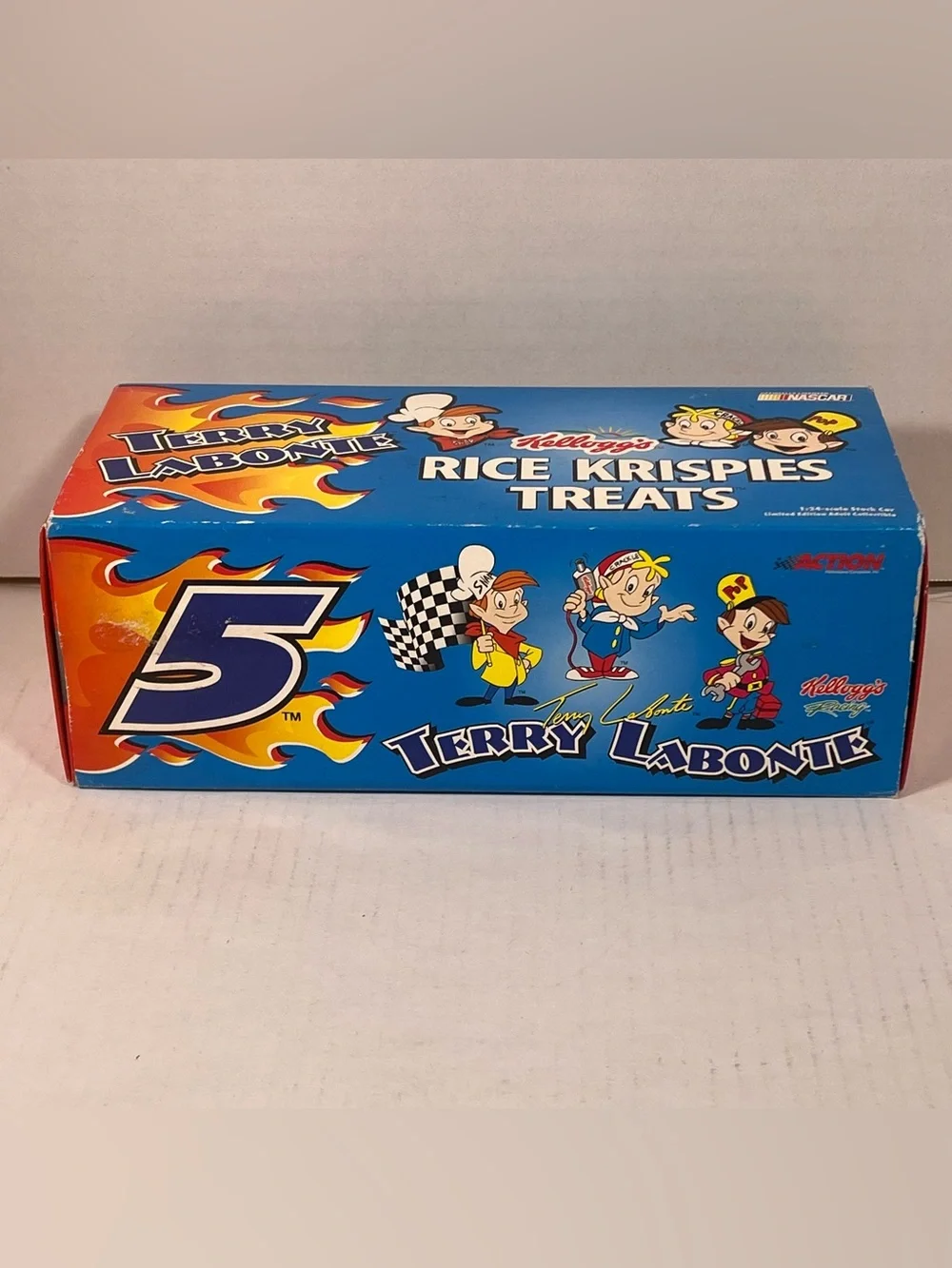 NASCAR Rice Krispies Treats Die Cast Car/Bank - Terry Labonte